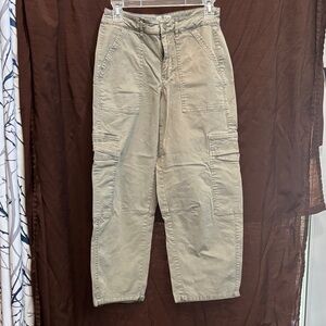 Universal Thread Barrel Cargo Pants in Light Olive